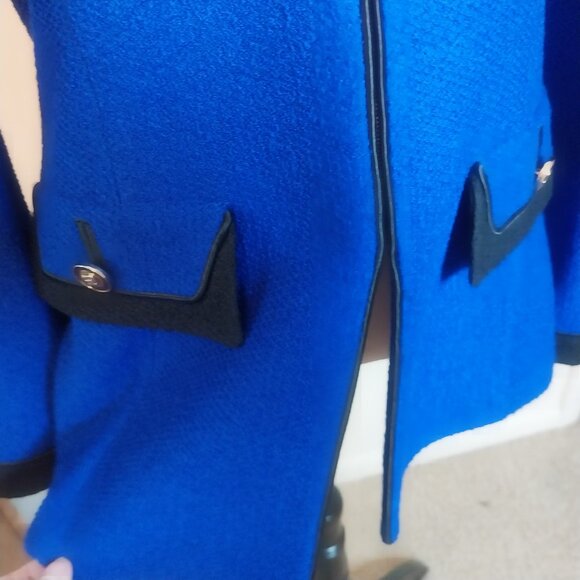 ST JOHN COLLECTION FOR MARIA GRAY BEAUTIFUL COBALT BLUE w/ BLK SZ 8 KNIT JACKET - Picture 9 of 16